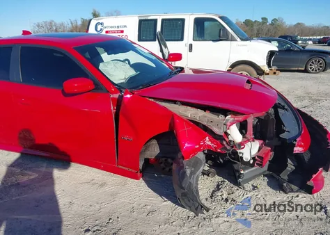 2016 Dodge Charger R/T Scat Pack z USA, uszkodzony, nr VIN 2C3CDXGJ9GH339651